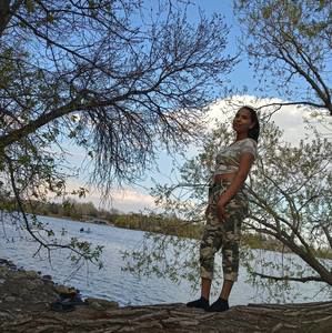 Meet your Posher, Tristi